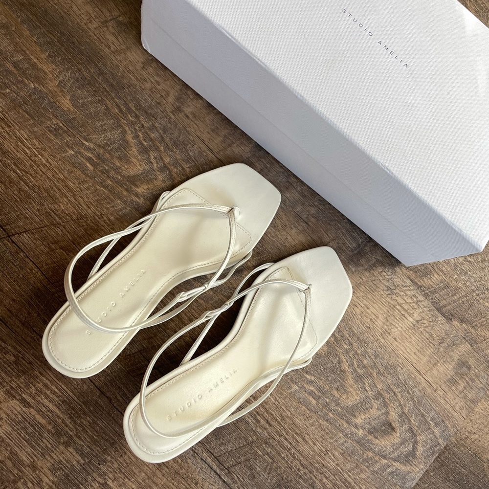 Studio Amelia sandals size 35/5